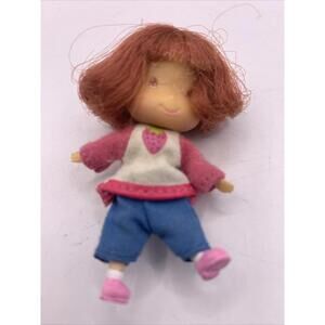 Strawberry Shortcake Scented 2.5” Doll Flat Hands RARE First Edition VTG TCFC